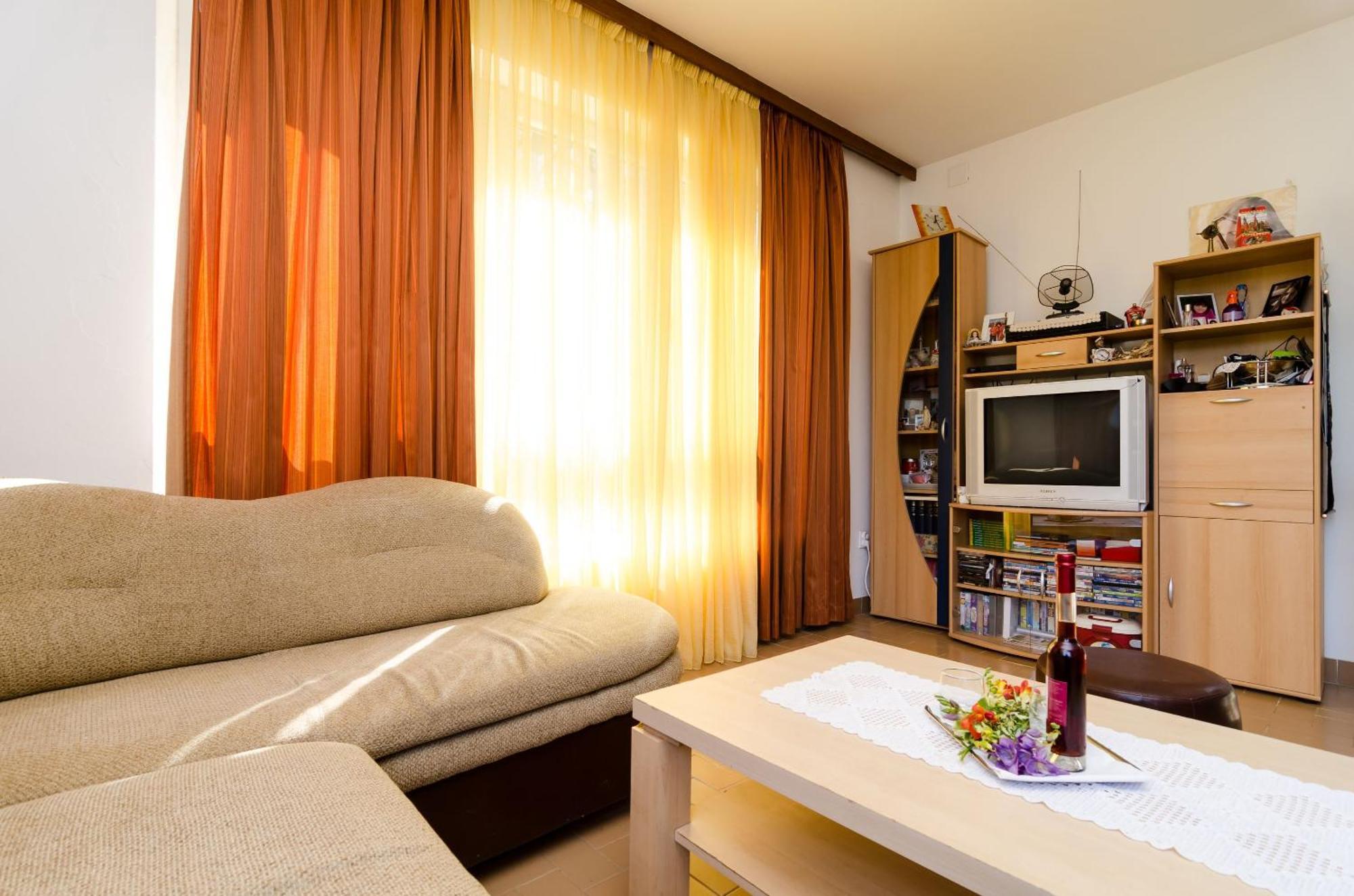 Rooms Karla Polače Buitenkant foto